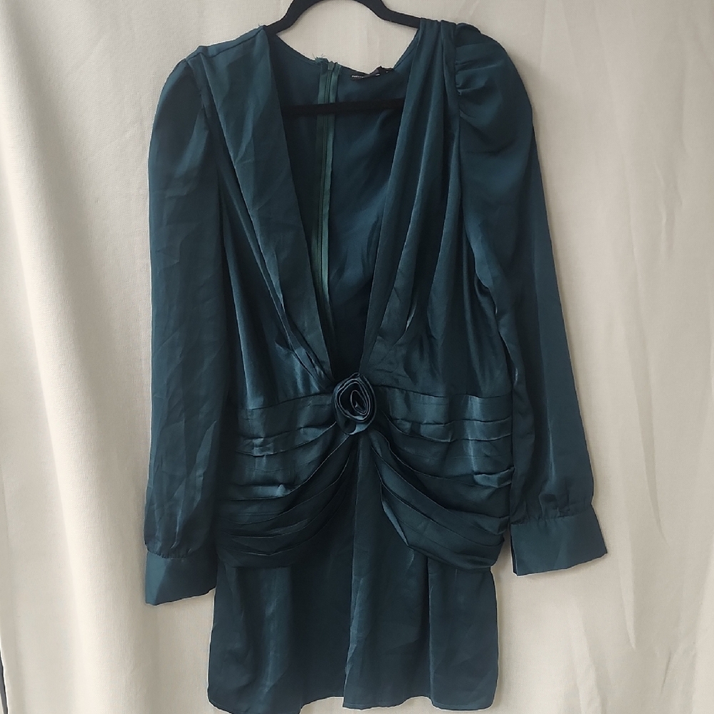 PrettyLittleThing Green Ruched Long Sleeve Blouse